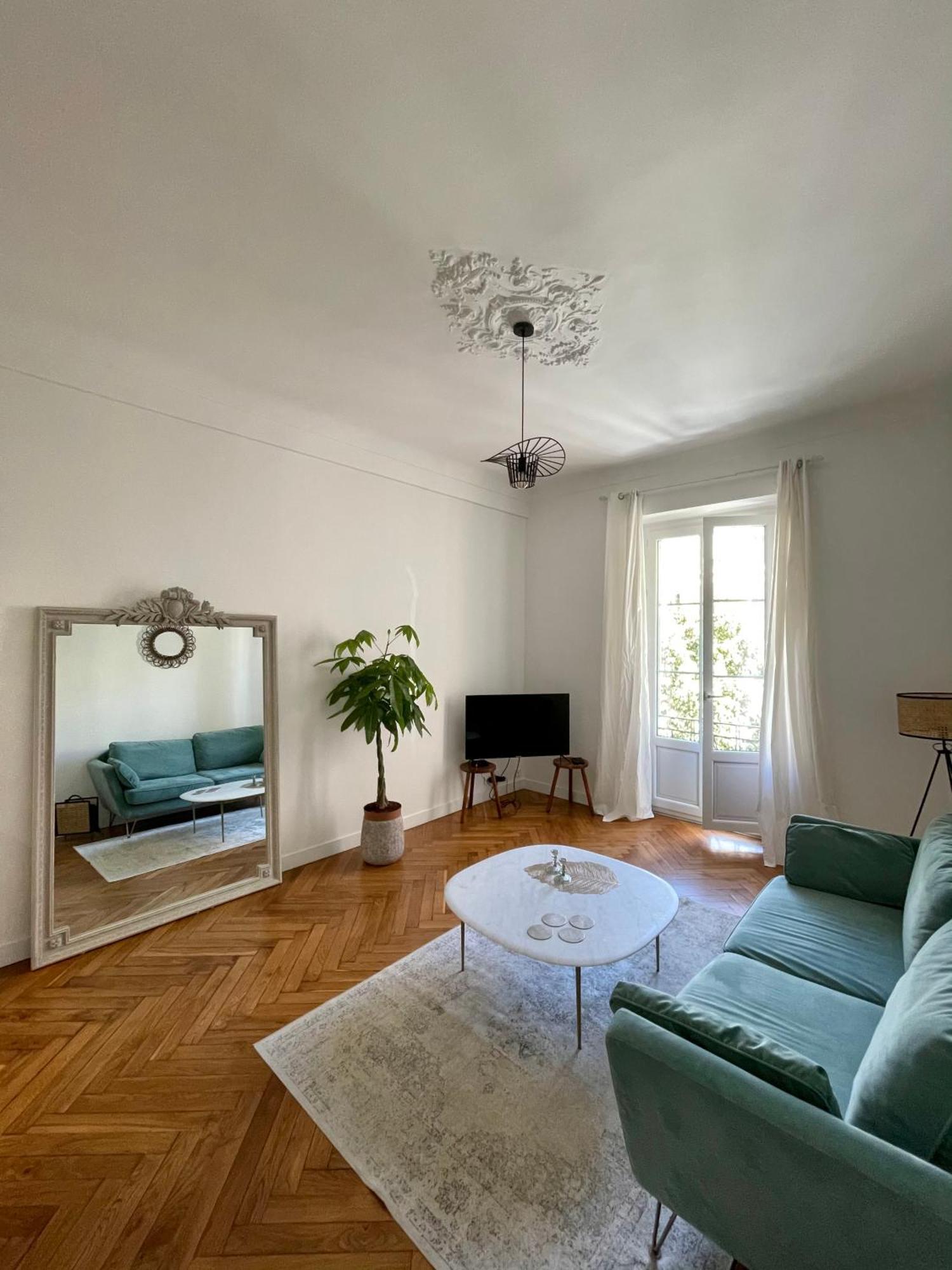 Appartement Nicois Au Coeur Du Triangle D'Or Ницца Экстерьер фото