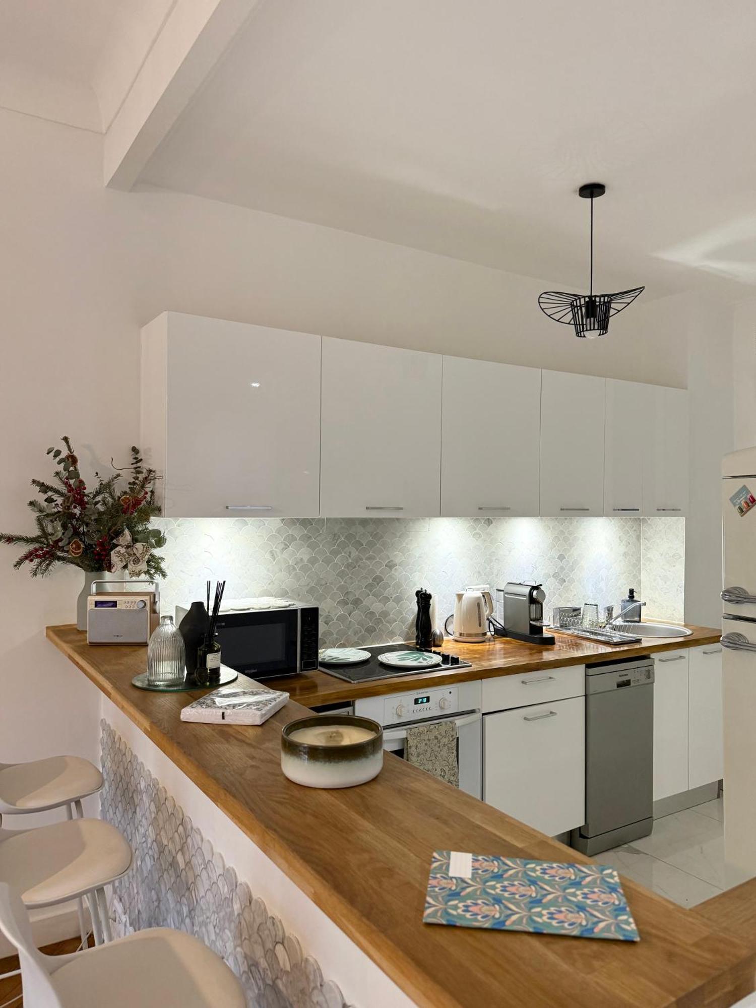 Appartement Nicois Au Coeur Du Triangle D'Or Ницца Экстерьер фото